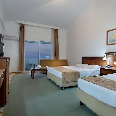 Hotel Larissa Green Hill 4*